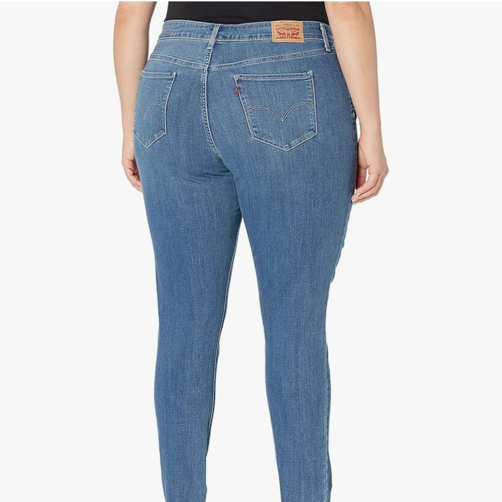 Plus size jeans!! - Levi’s size 22 never worn - Picture 2 of 4